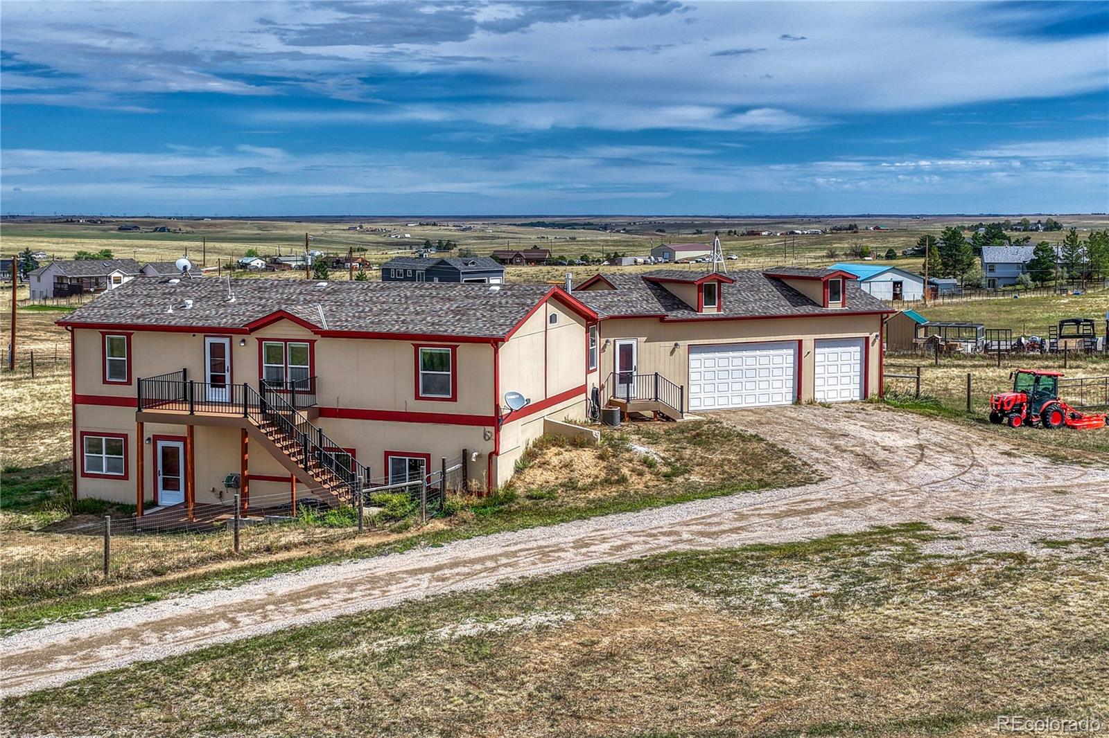  Elizabeth Home | MLS #: 683710044541  Overland Trail, Elizabeth Beds: 5 Baths: 4 Price: $600,000