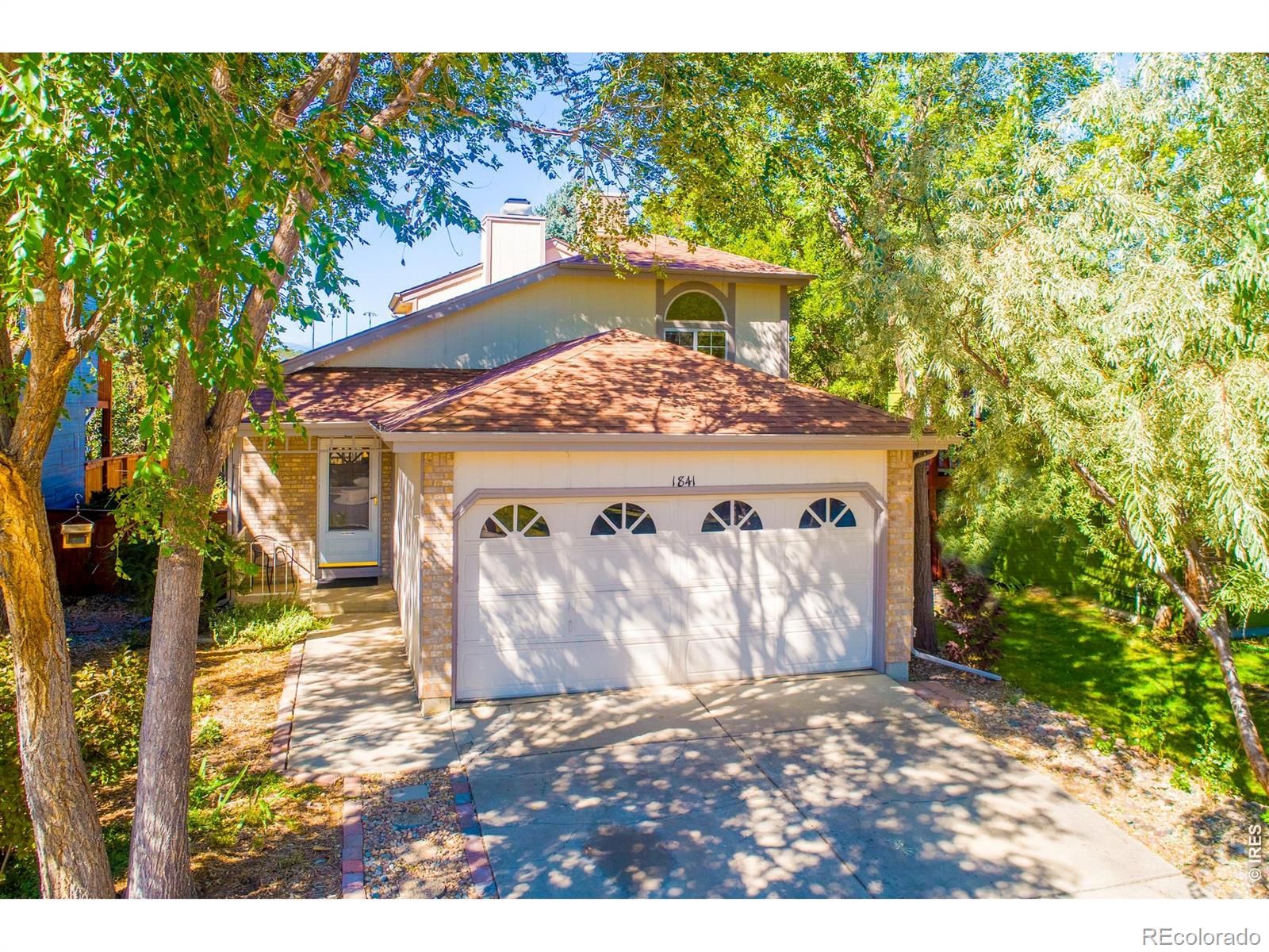  Longmont Home | MLS #: 45678910686801841  Juniper Street, Longmont Beds: 3 Baths: 2 Price: $450,000