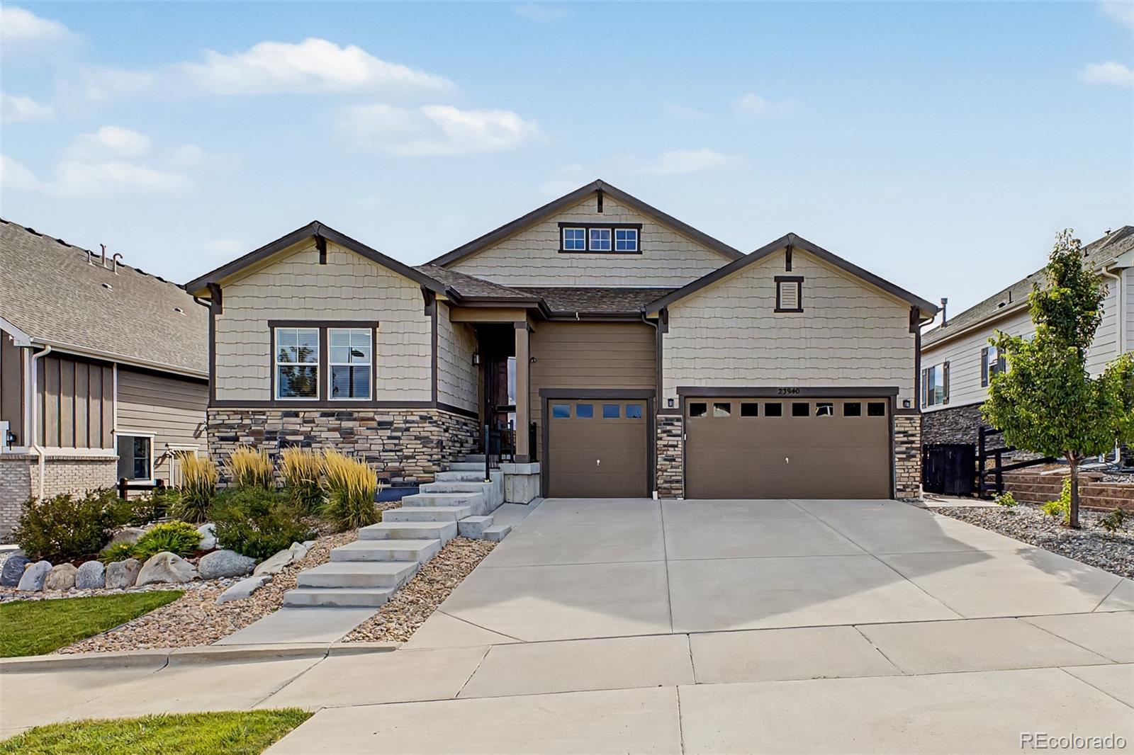 Inspiration Aurora Home | MLS #: 714056423940 E Tansy Drive, Aurora Beds: 4 Baths: 5 Price: $995,000