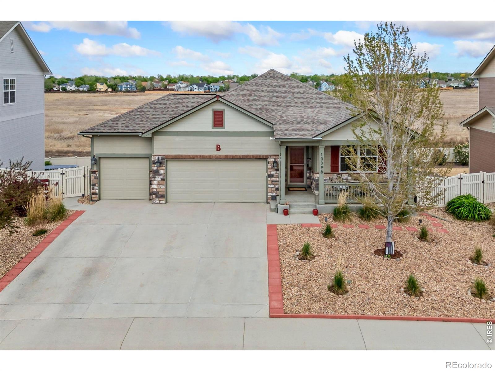  Firestone Home | MLS #: 456789106873710398  Stagecoach Avenue, Firestone Beds: 4 Baths: 3 Price: $644,900