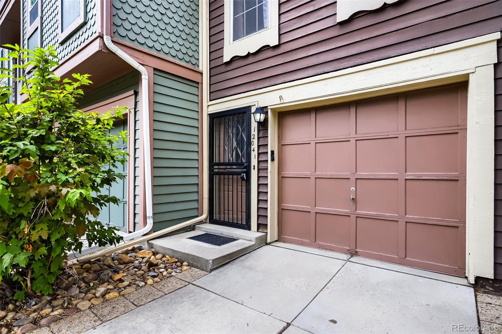 aurora&nbsp; House Search Picture