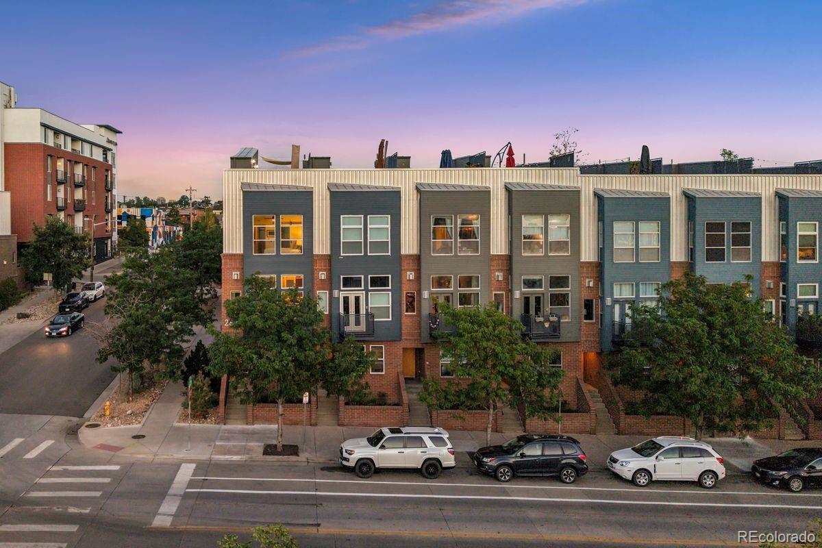 1 Denver Condo / Townhome | MLS #: 45747682680  Blake Street 1, Denver Beds: 2 Baths: 3 Price: $699,000