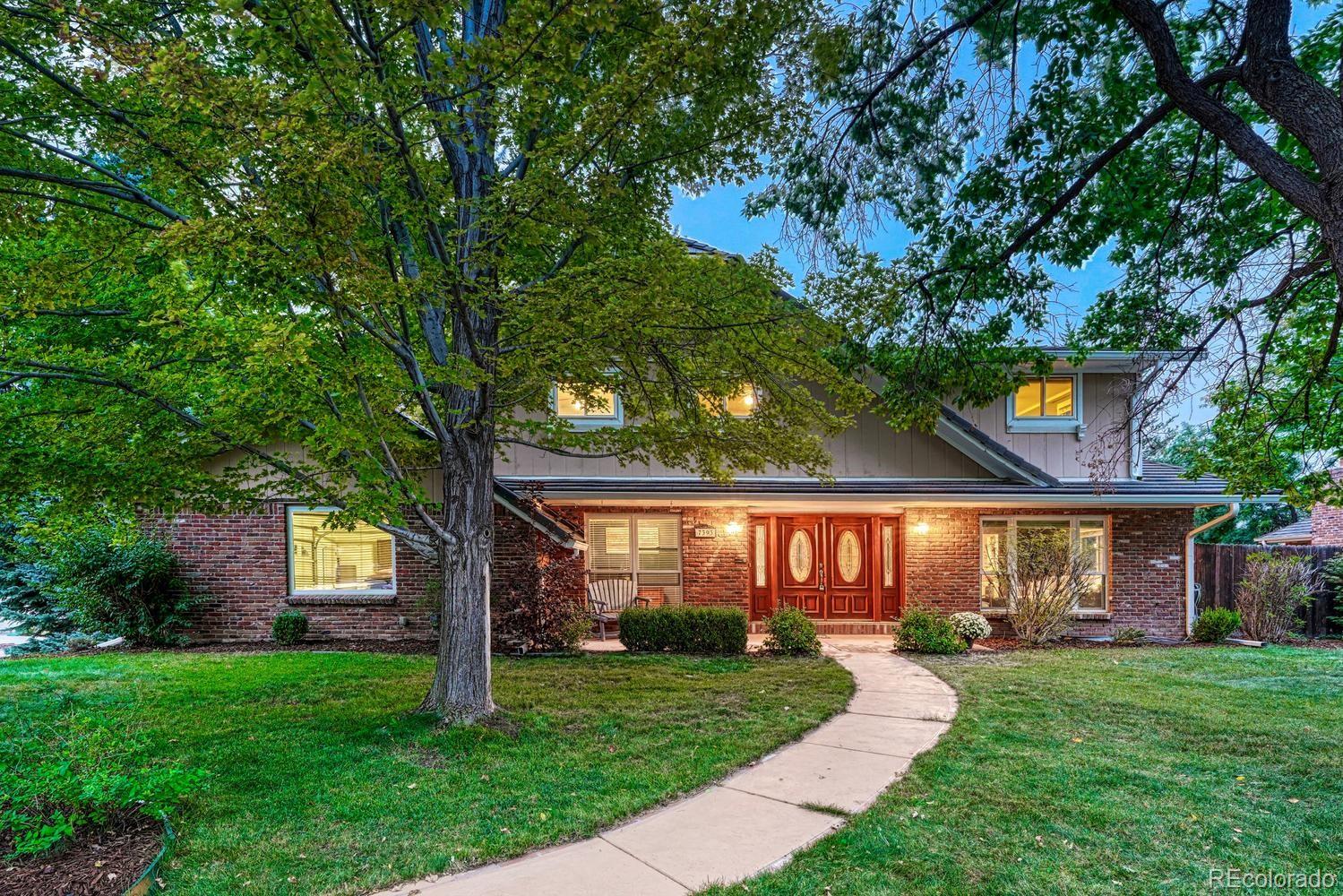  Littleton Home | MLS #: 40253377393 W Walden Drive, Littleton Beds: 4 Baths: 3 Price: $748,000