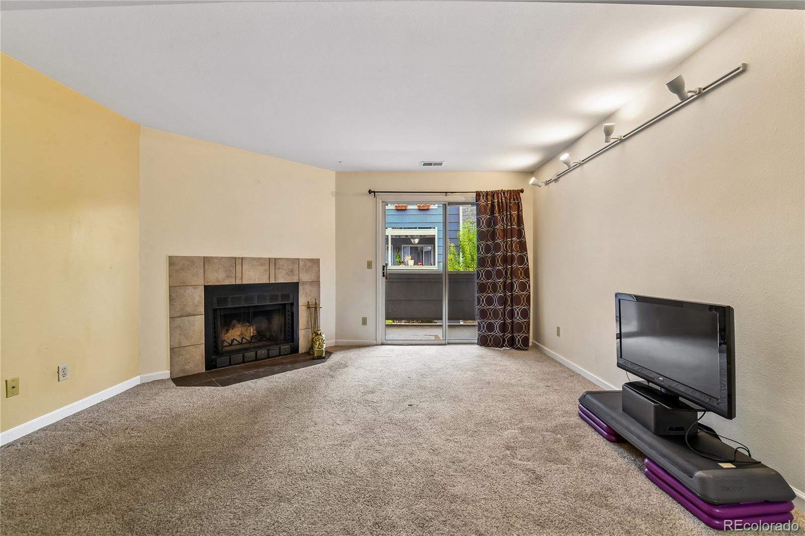 4654  White Rock Circle, boulder&nbsp; House Search MLS Picture