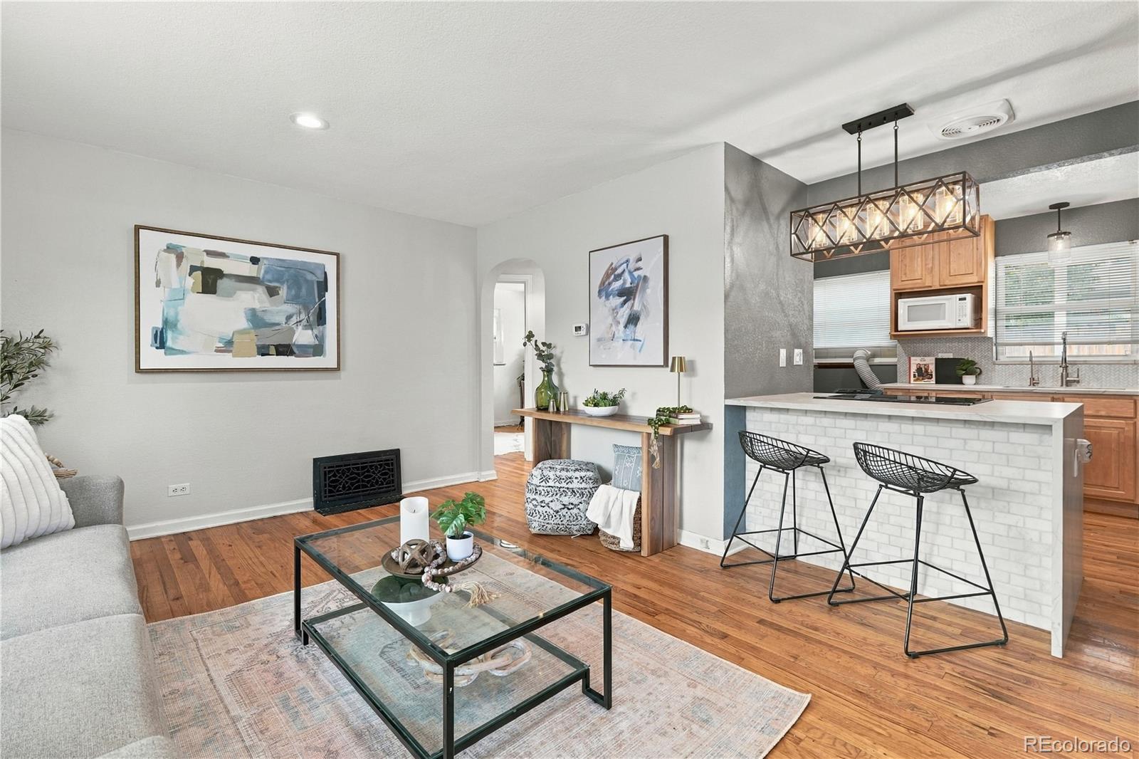 1 Denver Condo / Townhome | MLS #: 39854621323  Ivy Street , Denver Beds: 2 Baths: 1 Price: $380,000