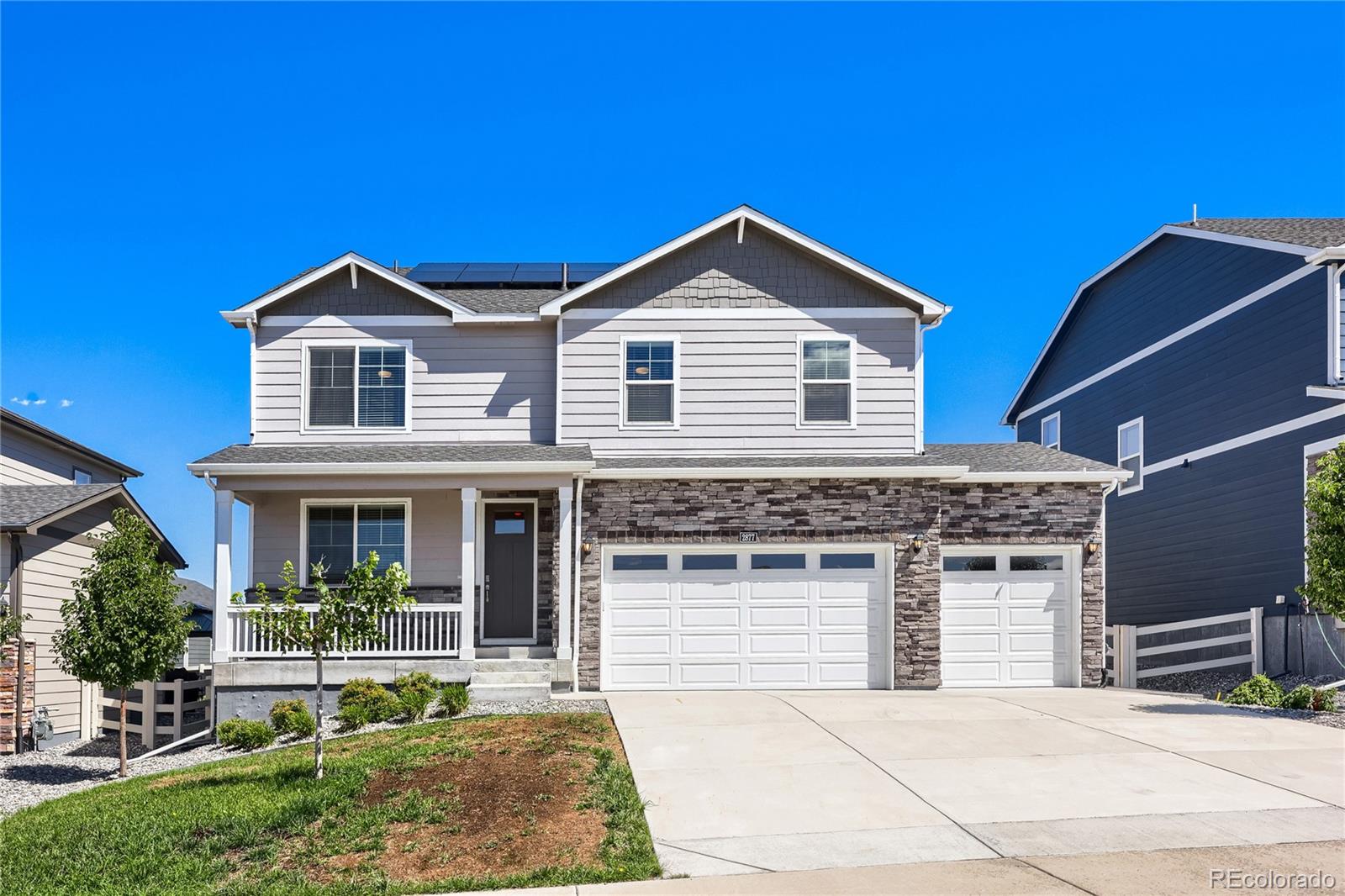  Castle Rock Home | MLS #: 54457782877  Villageview Lane, Castle Rock Beds: 5 Baths: 3 Price: $670,000