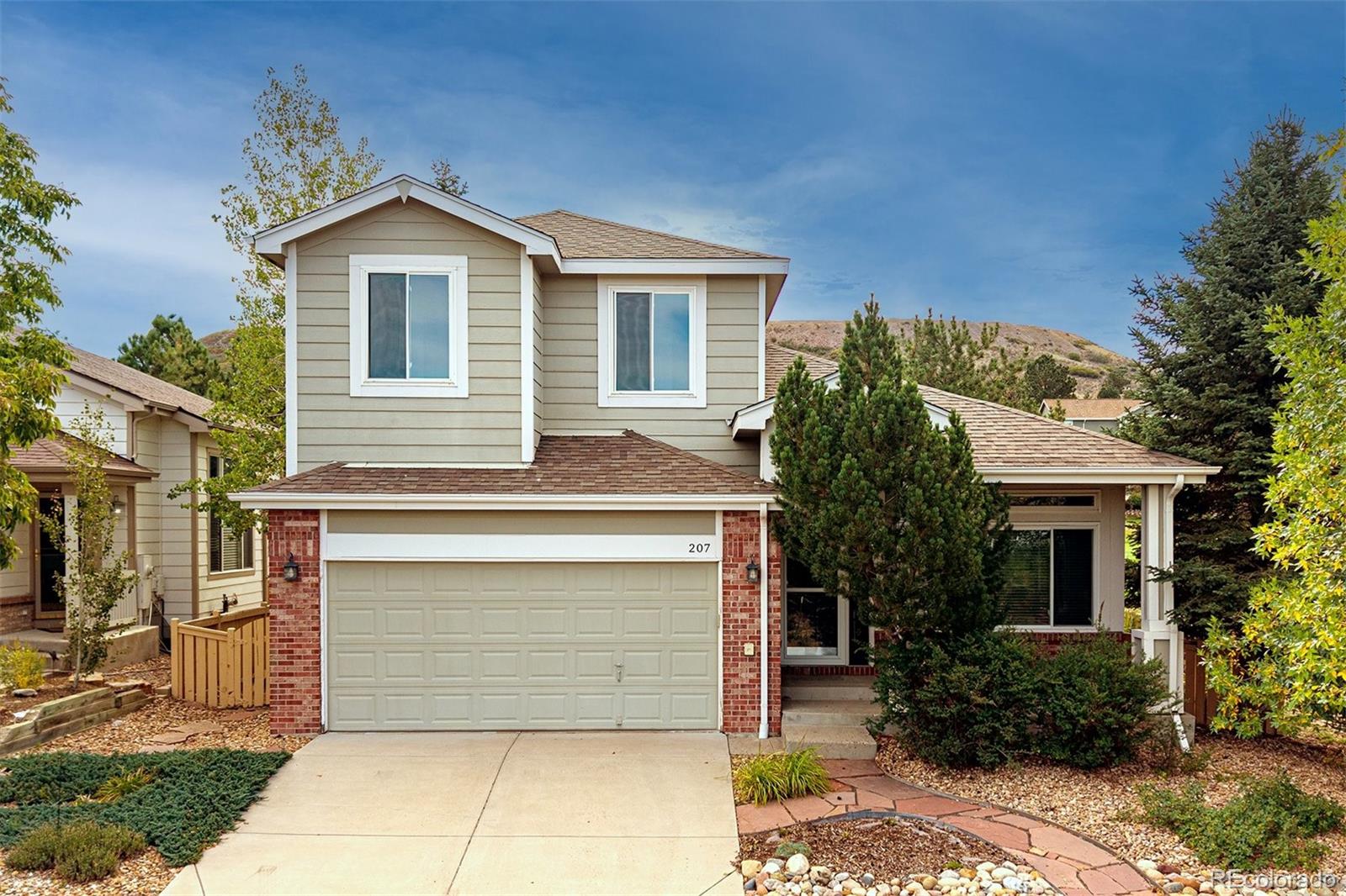  Castle Rock Home | MLS #: 6572988207  Masters Drive, Castle Rock Beds: 3 Baths: 3 Price: $530,000