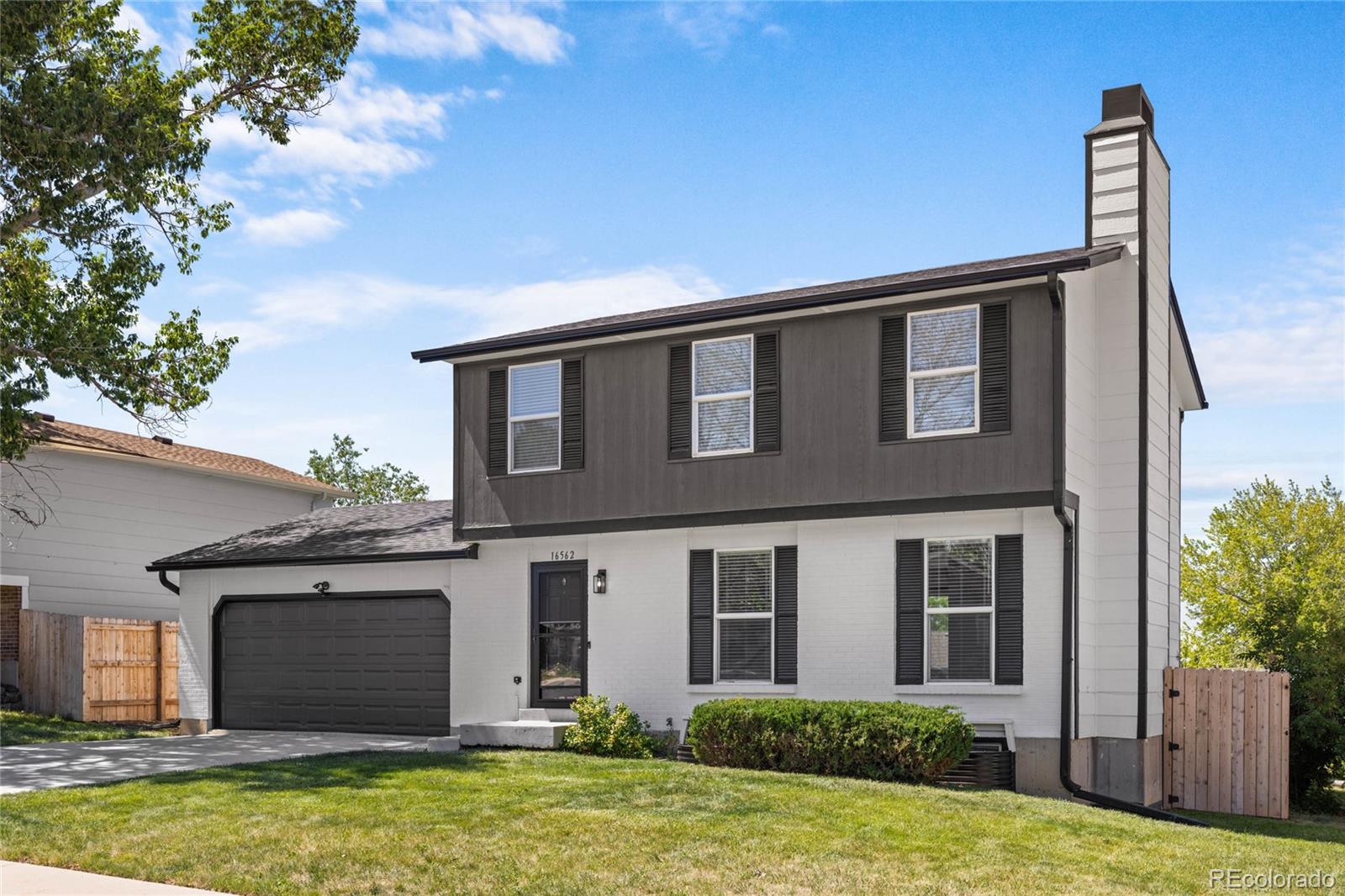  Aurora Home | MLS #: 820642216562 E Louisiana Drive, Aurora Beds: 4 Baths: 4 Price: $475,000