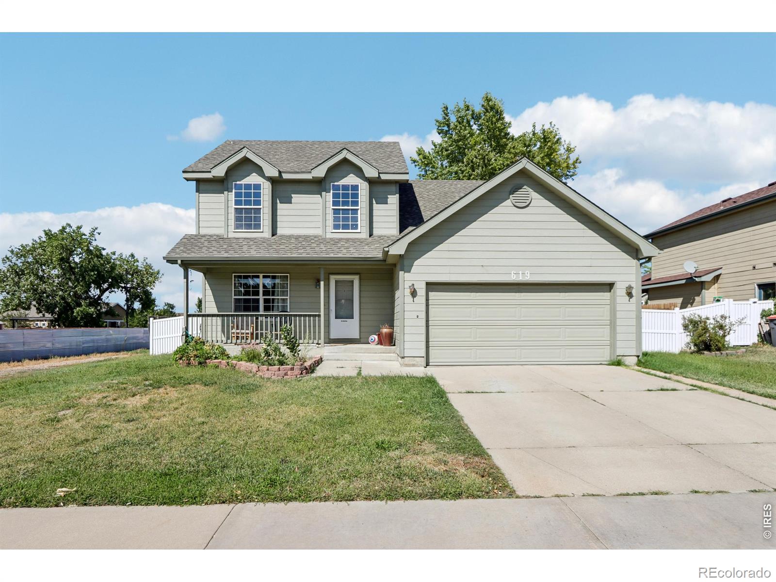  Frederick Home | MLS #: 4567891068884619  2nd Street, Frederick Beds: 4 Baths: 4 Price: $510,000
