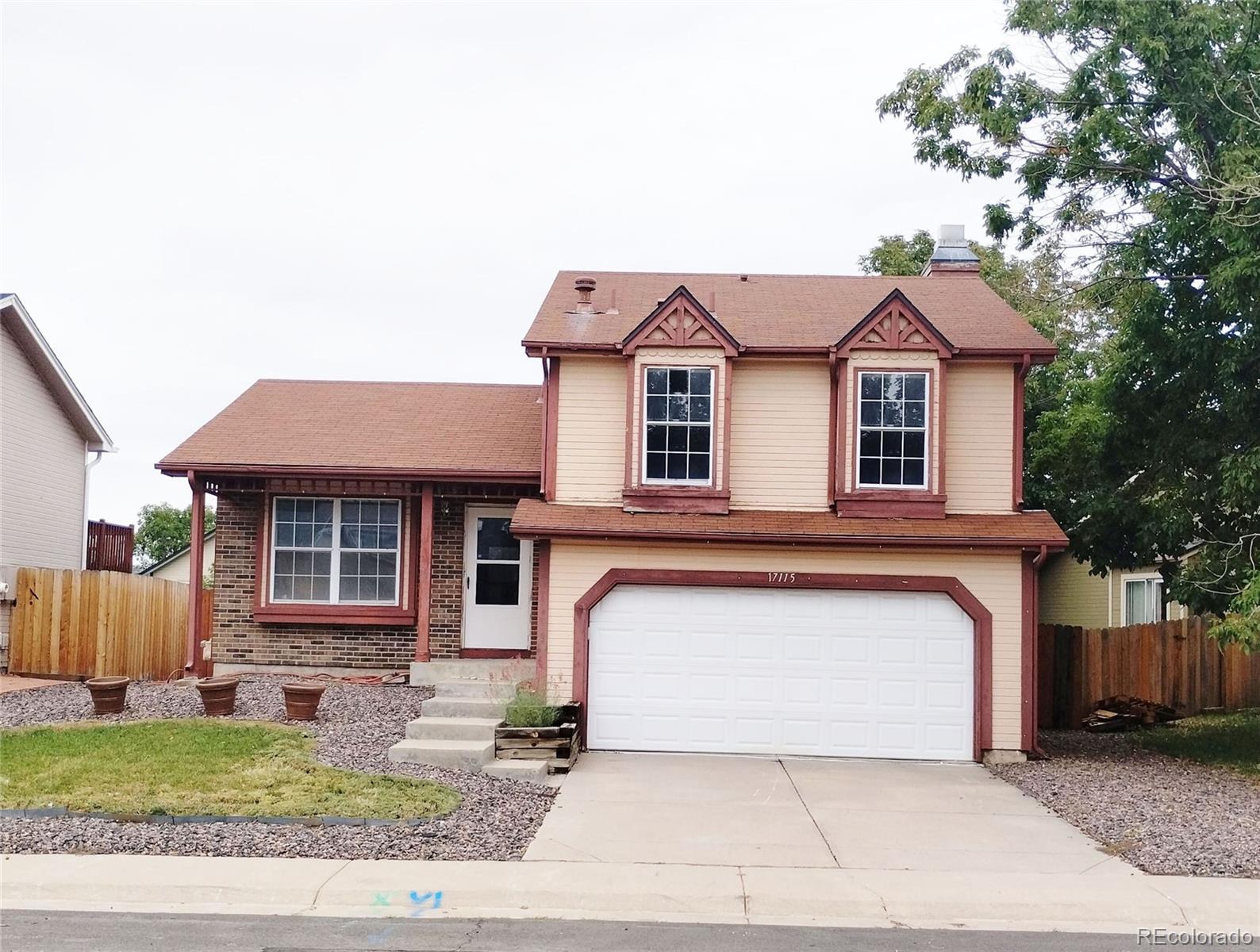  Aurora Home | MLS #: 924125917115 E Union Place, Aurora Beds: 3 Baths: 2 Price: $375,000