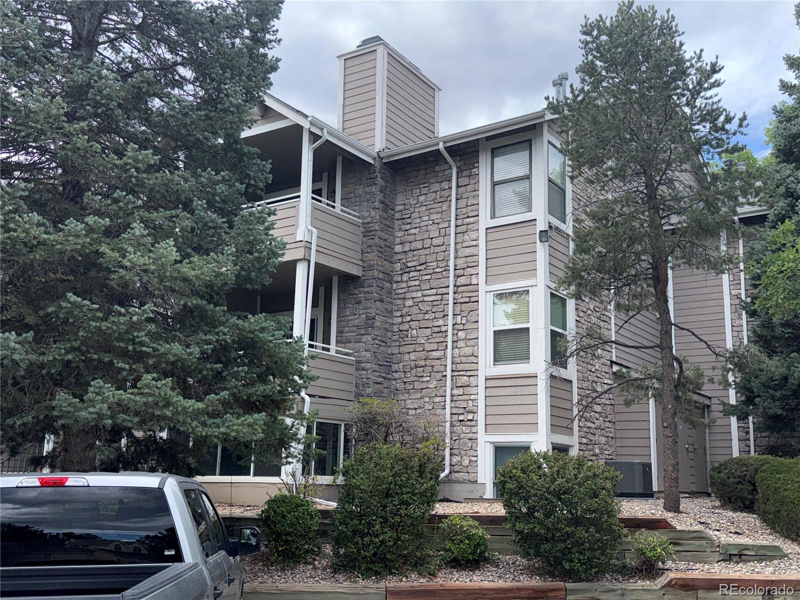 Marina Pointe Littleton Condo / Townhome | MLS #: 89785288376 S Upham Way A106, Littleton Beds: 1 Baths: 1 Price: $65,000
