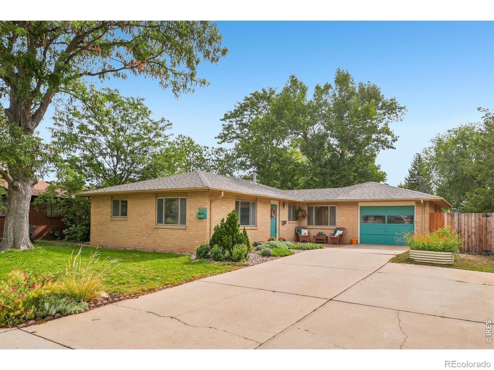  Longmont Home | MLS #: 45678910690031228  Frontier Drive, Longmont Beds: 3 Baths: 2 Price: $480,000