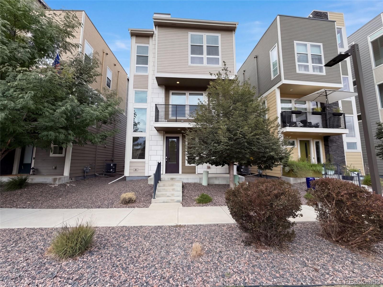  Centennial Home | MLS #: 848206915738 E Broncos Place, Centennial Beds: 2 Baths: 3 Price: $510,000