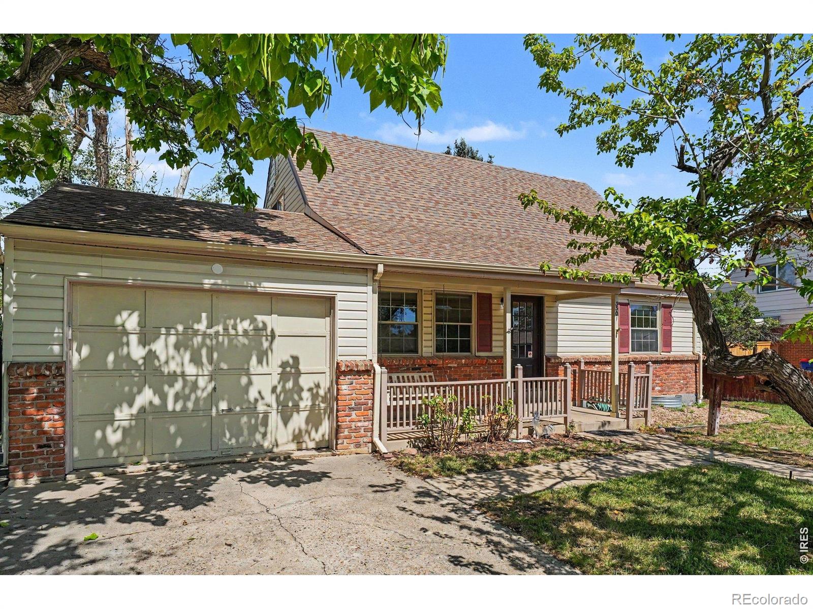 Sunset Ridge Westminster Home | MLS #: 45678910690373301 W 92nd Place, Westminster Beds: 4 Baths: 2 Price: $475,000