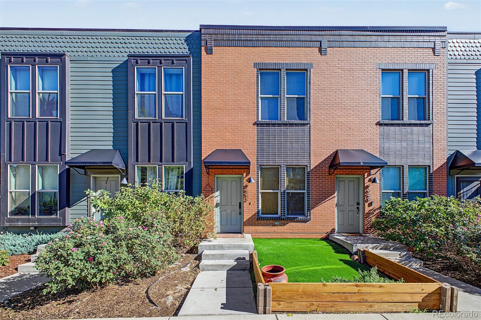  Denver Home | MLS #: 62013372652  Arapahoe Street, Denver Beds: 3 Baths: 2 Price: $317,988