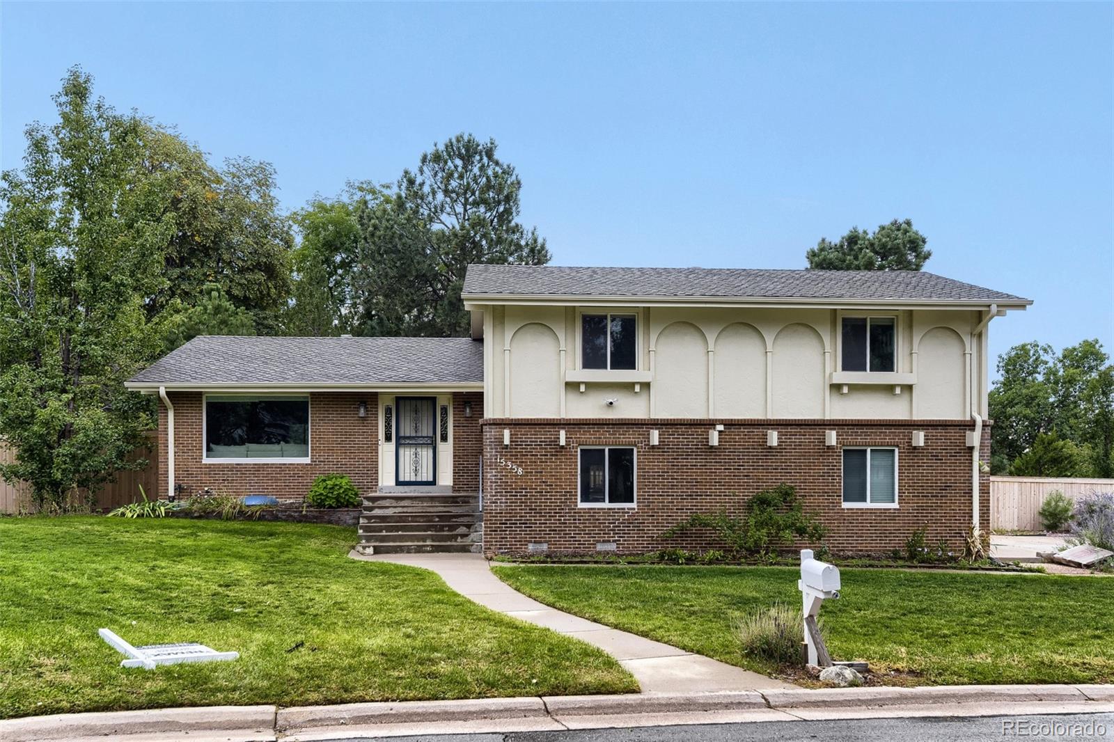  Aurora Home | MLS #: 396221715358 E Saratoga Place, Aurora Beds: 4 Baths: 3 Price: $699,900