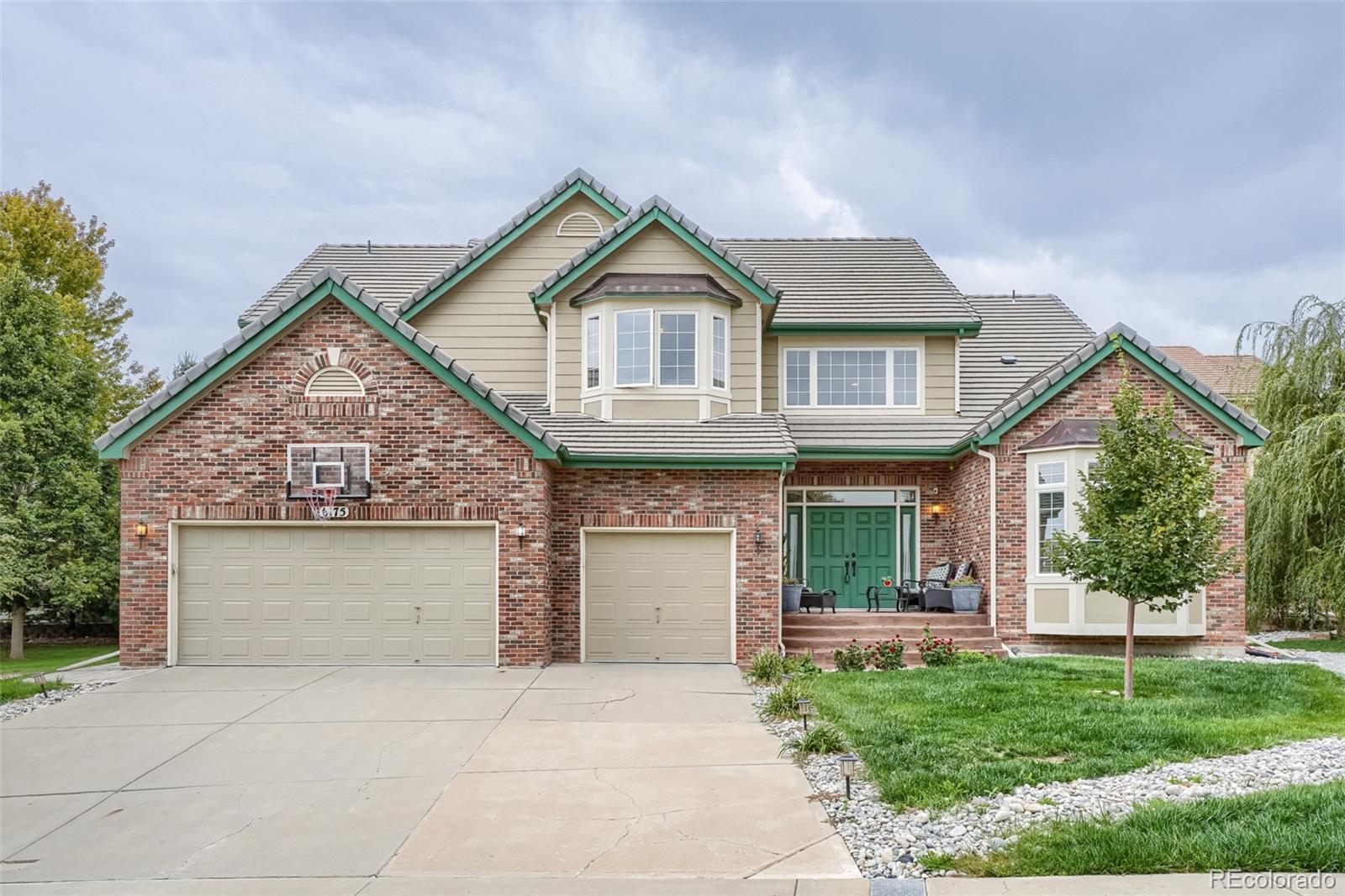  Aurora Home | MLS #: 61040136175 S Fundy Court, Aurora Beds: 6 Baths: 6 Price: $1,039,000