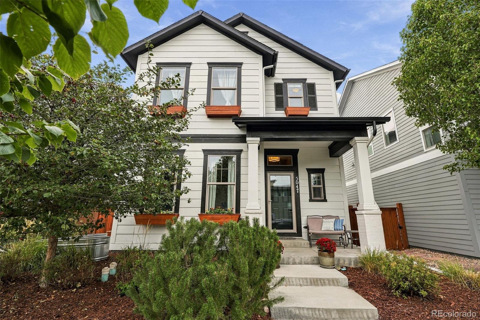  Denver Home | MLS #: 39123765047  Akron Street, Denver Beds: 4 Baths: 4 Price: $795,000