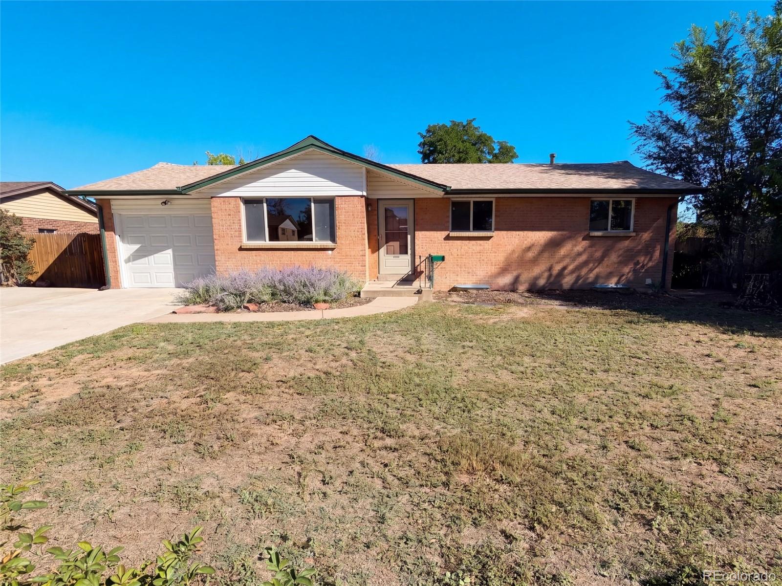  Aurora Home | MLS #: 730932112129 E Exposition Drive, Aurora Beds: 3 Baths: 2 Price: $421,000