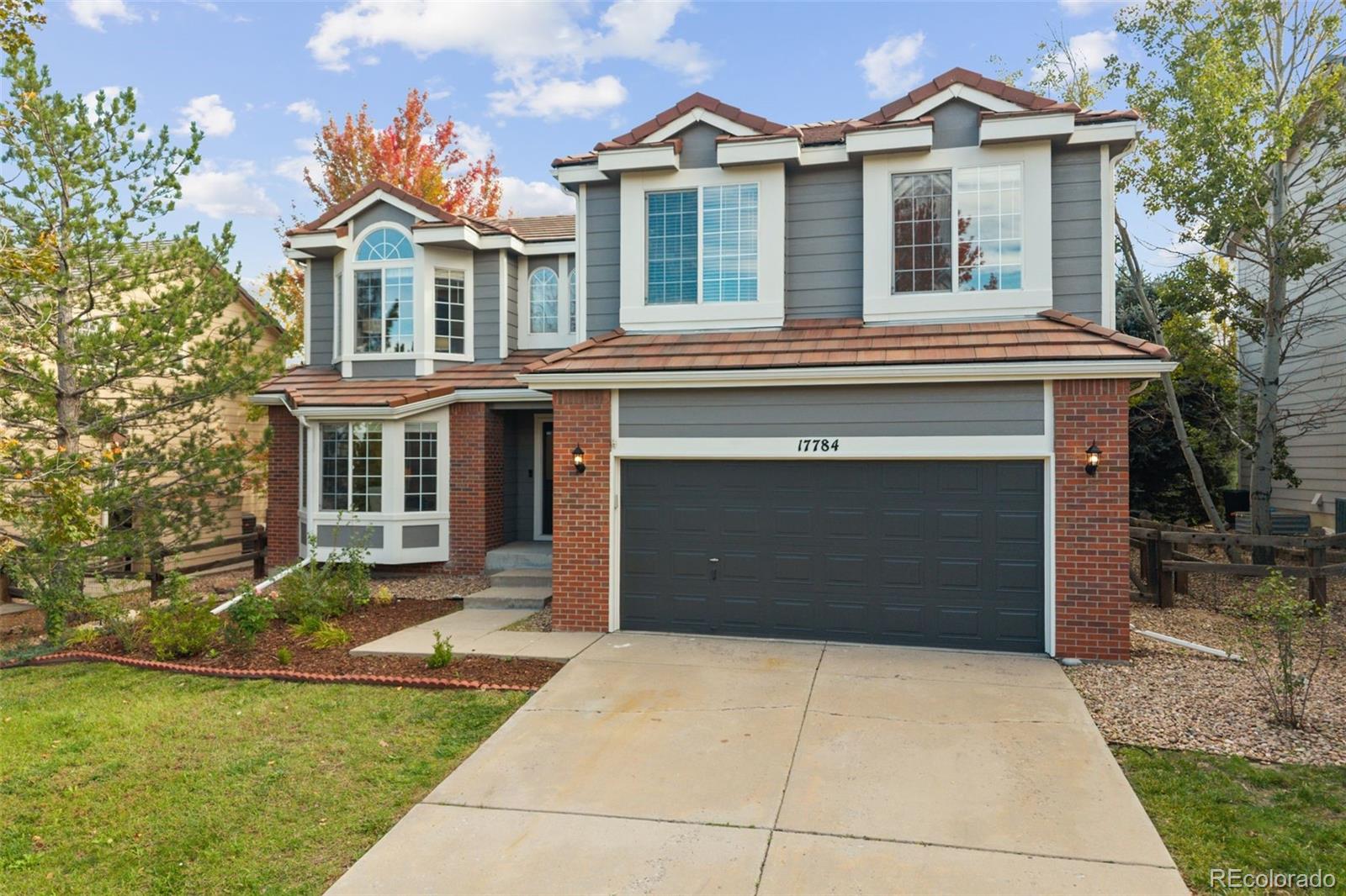  Aurora Home | MLS #: 365178817784 E Oakwood Place, Aurora Beds: 4 Baths: 3 Price: $679,900