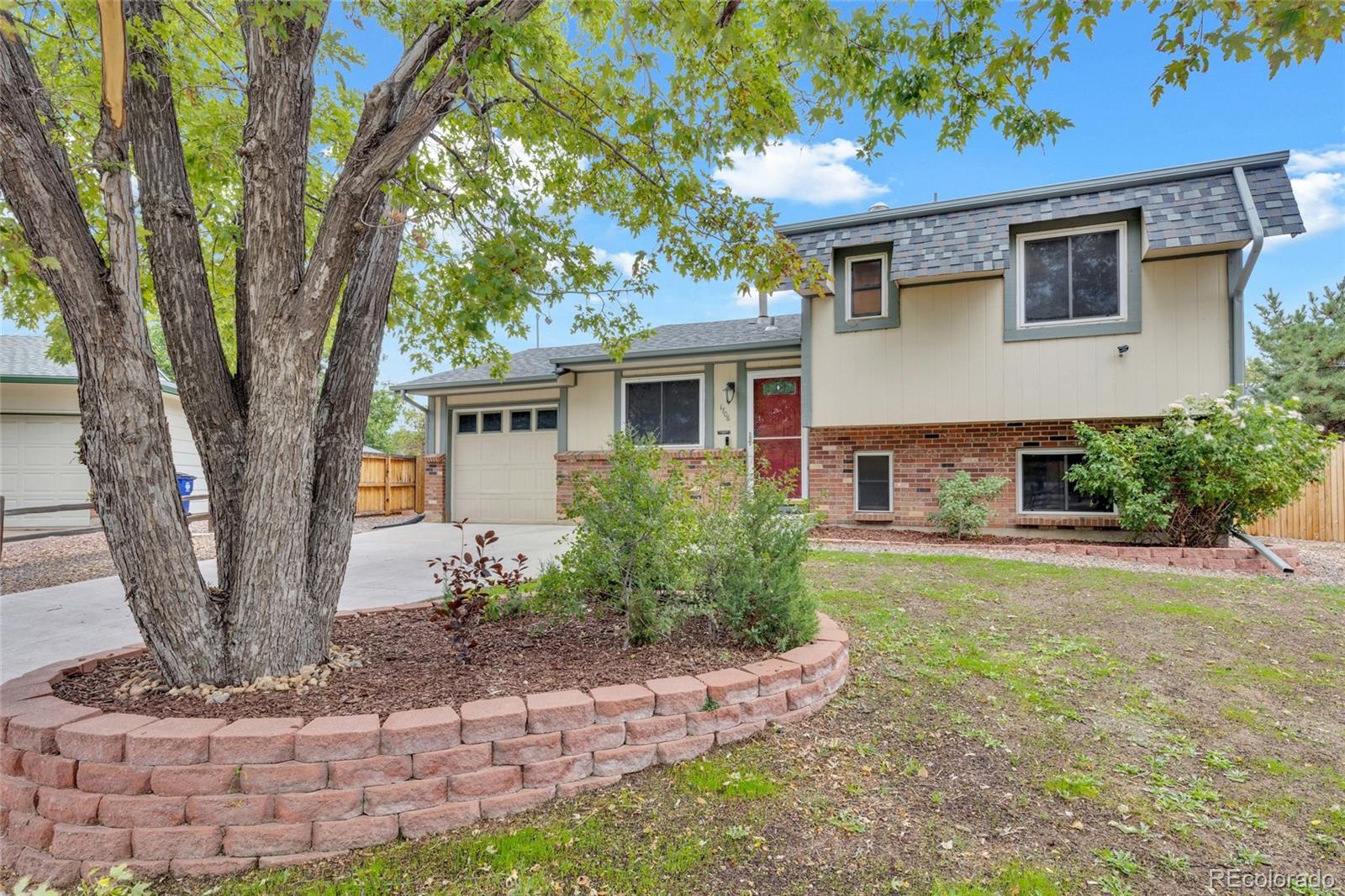 aurora&nbsp; House Search Picture