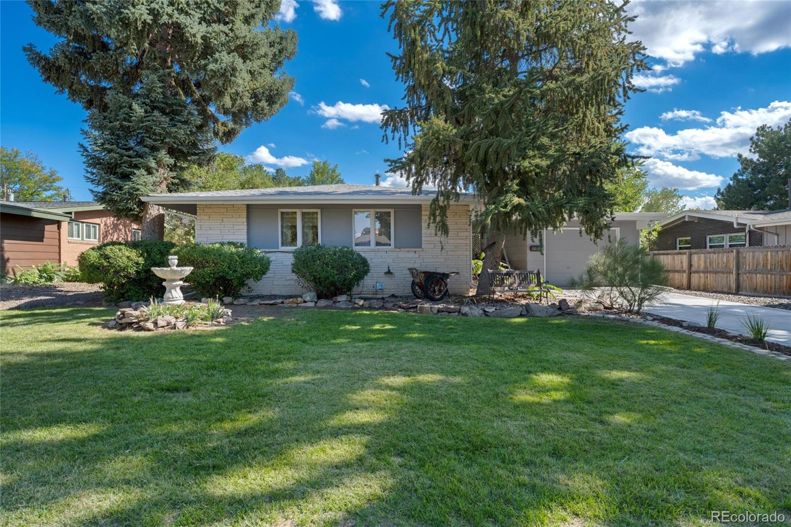  Littleton Home | MLS #: 34466395742 W Chestnut Avenue, Littleton Beds: 4 Baths: 2 Price: $525,000