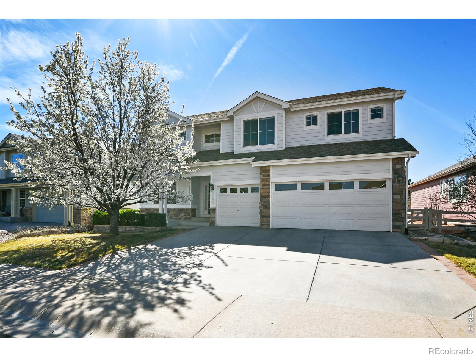Vanguard-famleco Loveland Home | MLS #: 45678910692813242  Sedgwick Circle, Loveland Beds: 6 Baths: 4 Price: $699,000