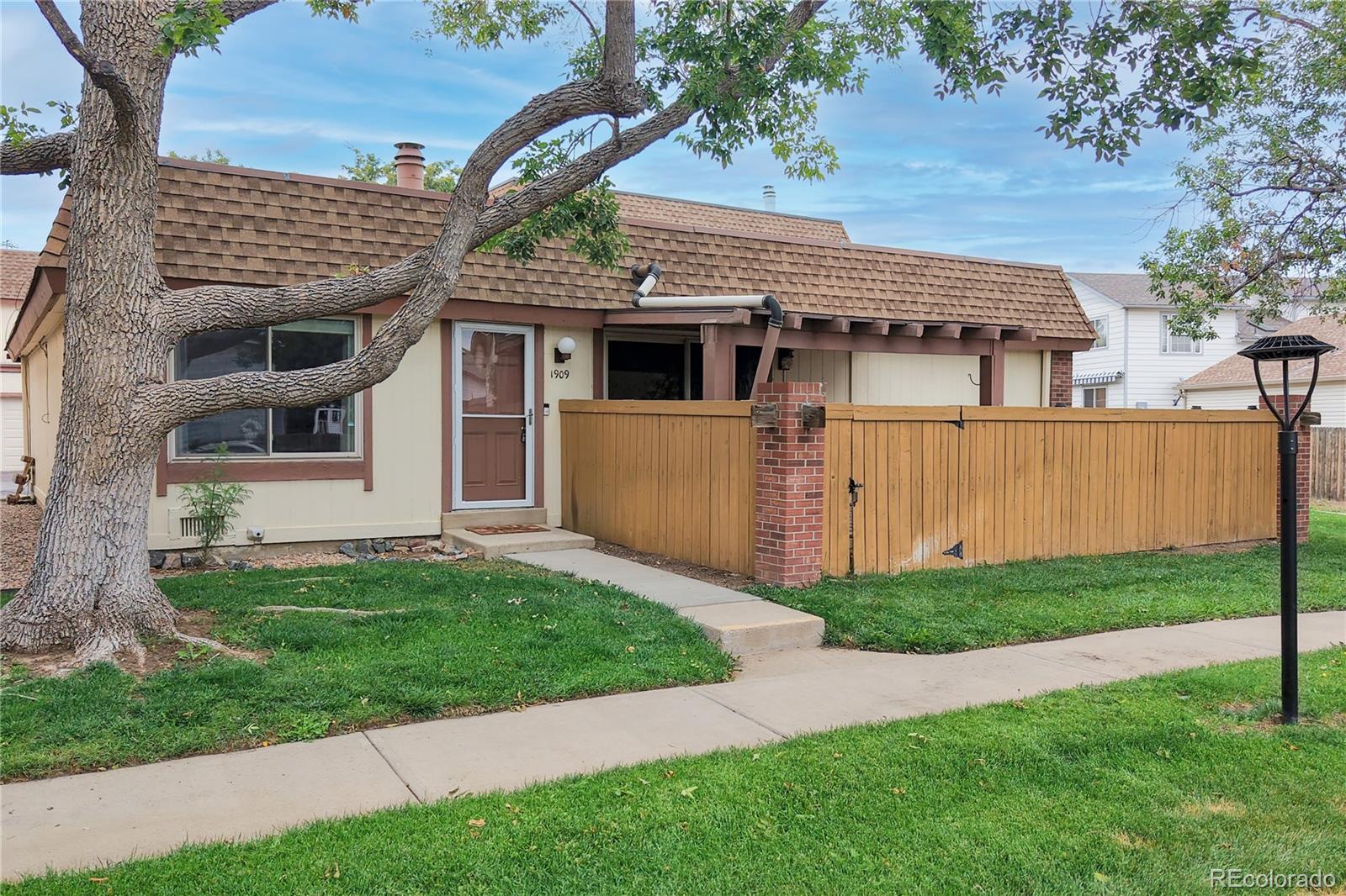 thornton&nbsp; House Search Picture