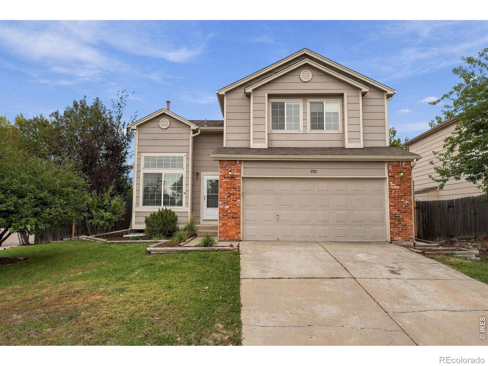 Founders Castle Rock Home | MLS #: 45678910693794382 E Andover Avenue, Castle Rock Beds: 4 Baths: 3 Price: $515,000