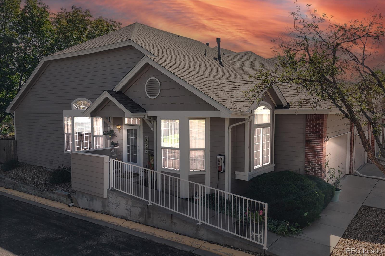  Littleton Home | MLS #: 75744218527 S Upham Way, Littleton Beds: 2 Baths: 2 Price: $450,000