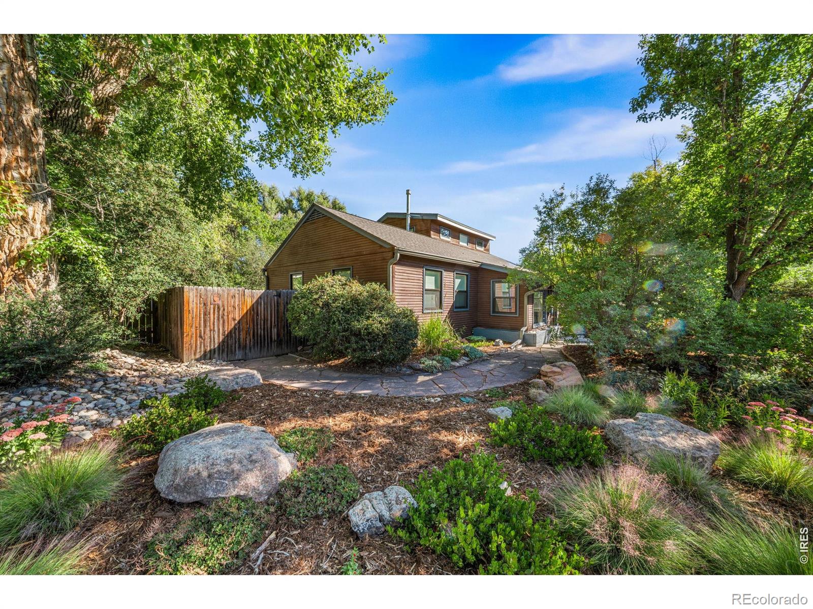 700  Locust Street, fort collins&nbsp; House Search MLS Picture