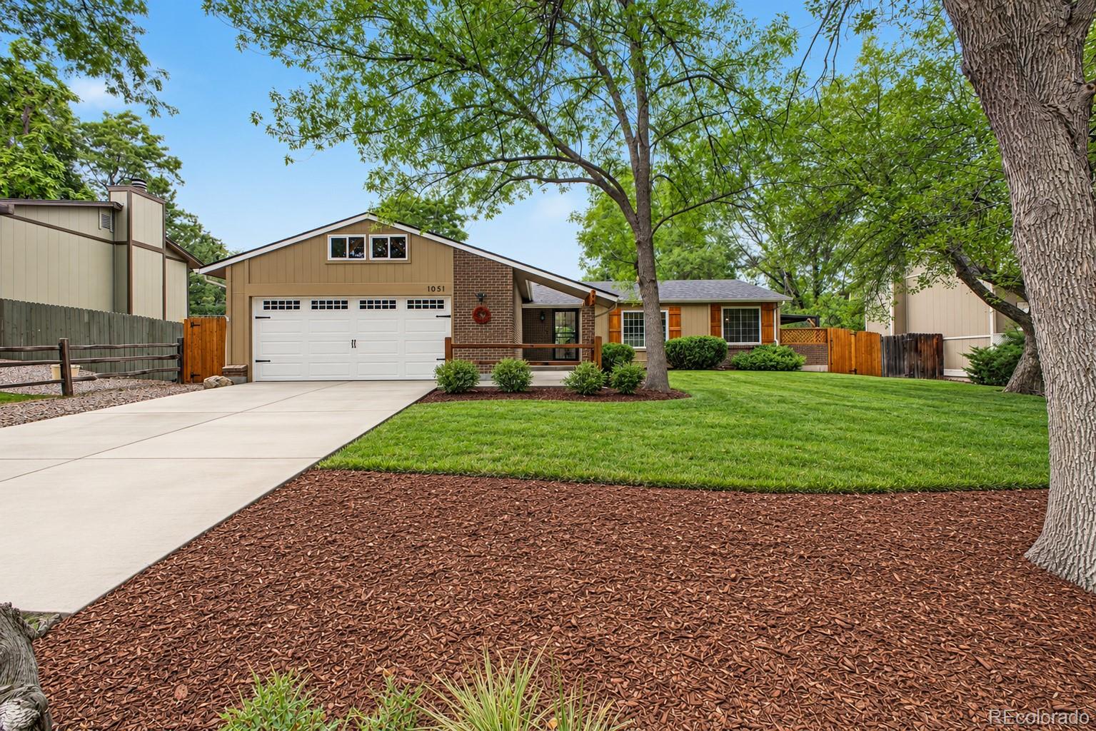  Golden Home | MLS #: 50003281051  Xenophon Street, Golden Beds: 4 Baths: 3 Price: $775,000