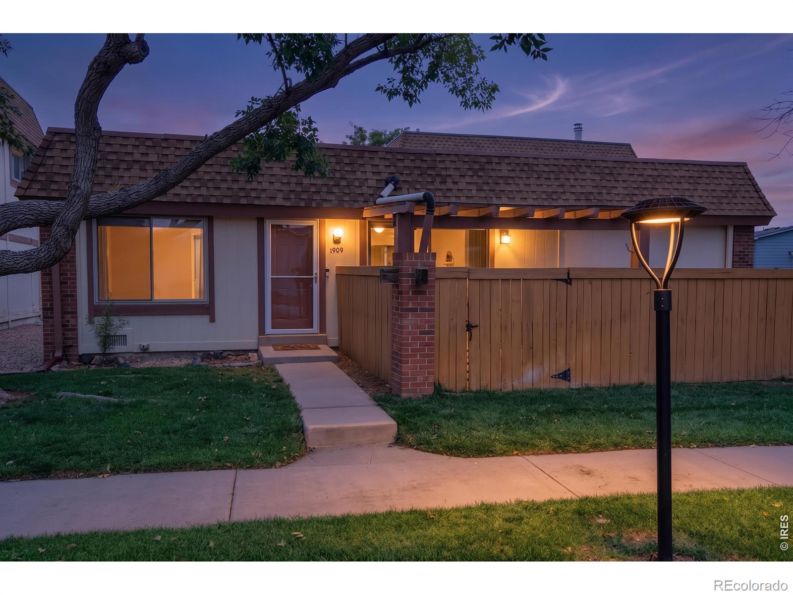 thornton&nbsp; House Search Picture
