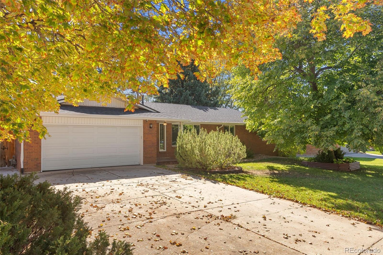 Longmont Estates Longmont Home | MLS #: 293895199  Baylor Drive, Longmont Beds: 6 Baths: 3 Price: $700,000