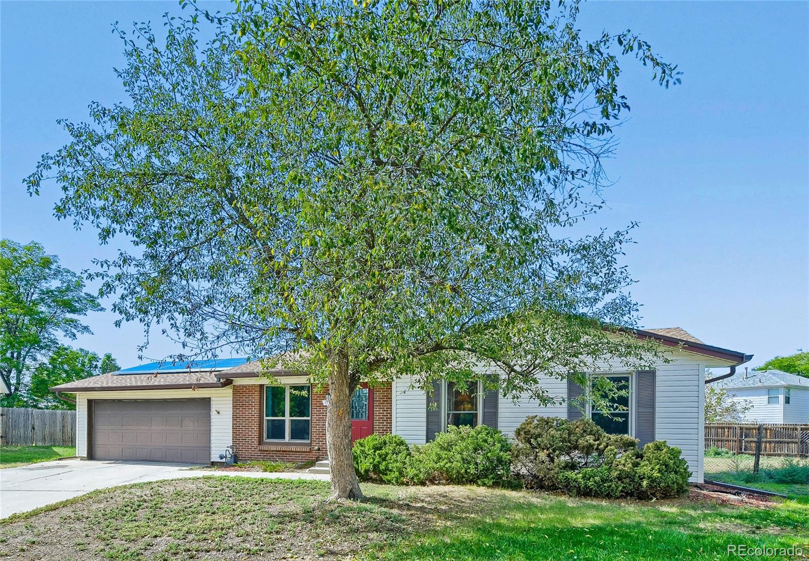  Aurora Home | MLS #: 830894817411 E Gunnison Place, Aurora Beds: 4 Baths: 2 Price: $429,000