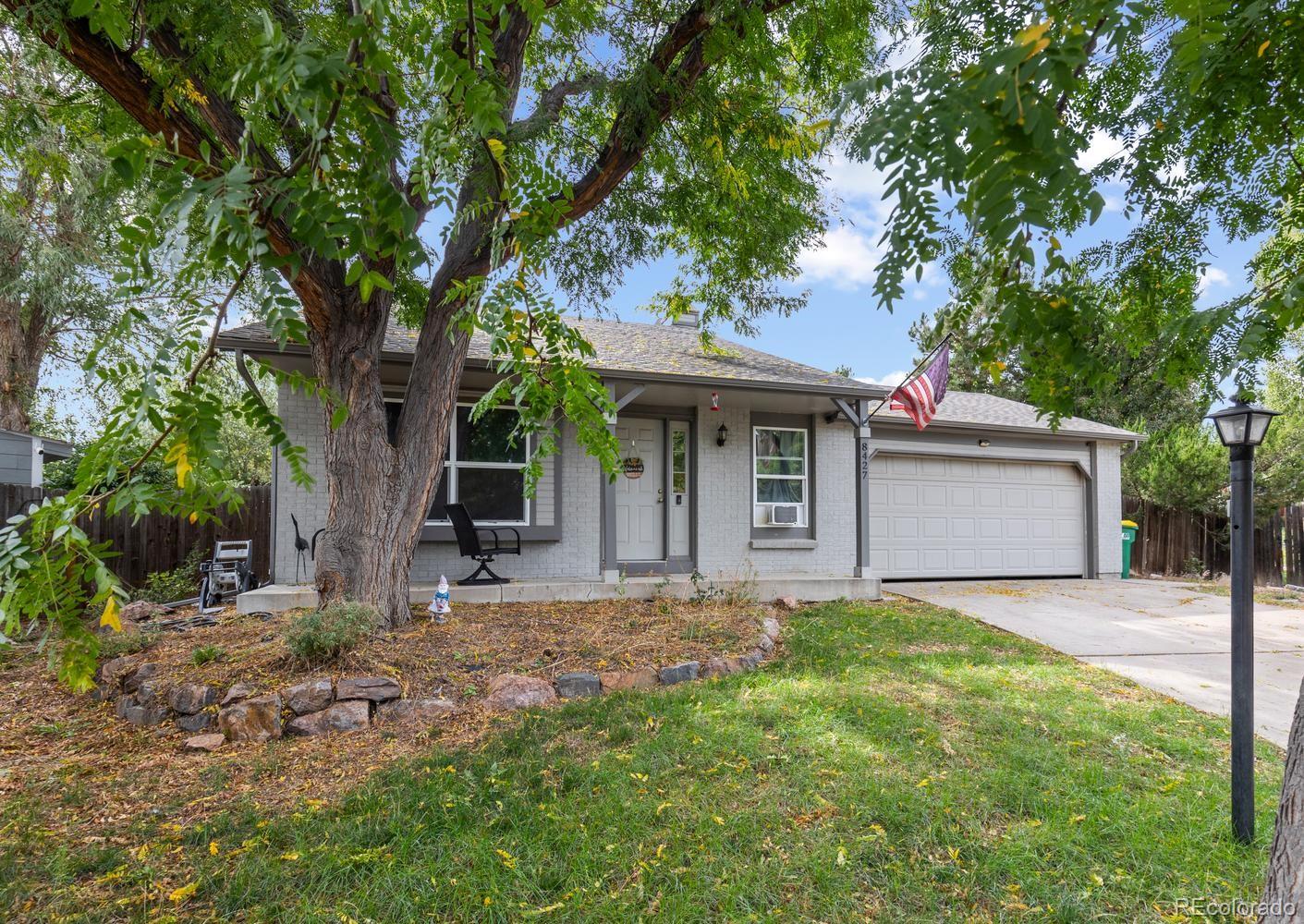 Cottonwood Parker Home | MLS #: 42087978427  Blue Grama Court, Parker Beds: 3 Baths: 3 Price: $425,000
