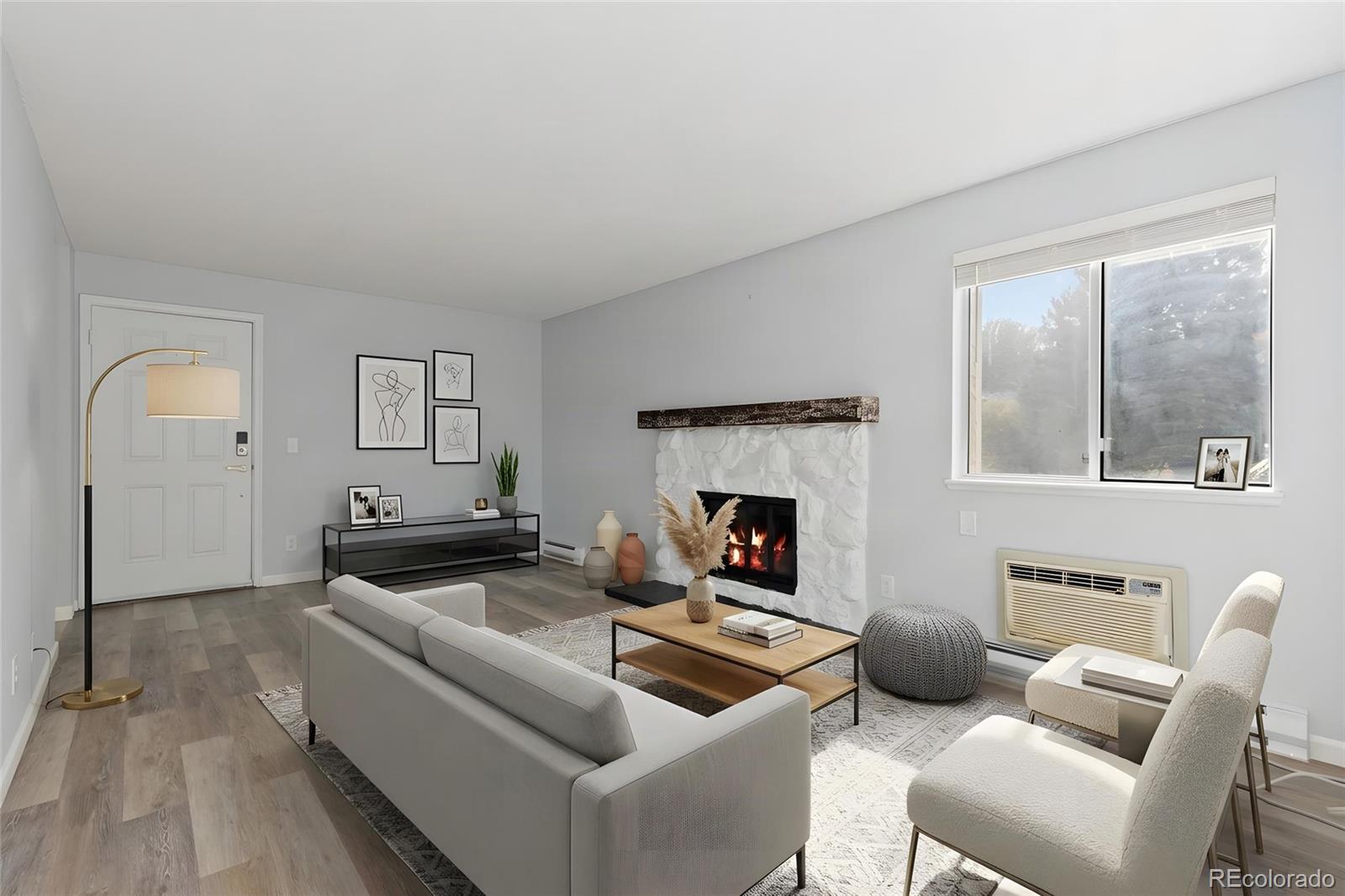 Victoria Crossing Aurora Condo / Townhome | MLS #: 350255517361 E Mansfield Avenue 521L, Aurora Beds: 1 Baths: 1 Price: $200,000