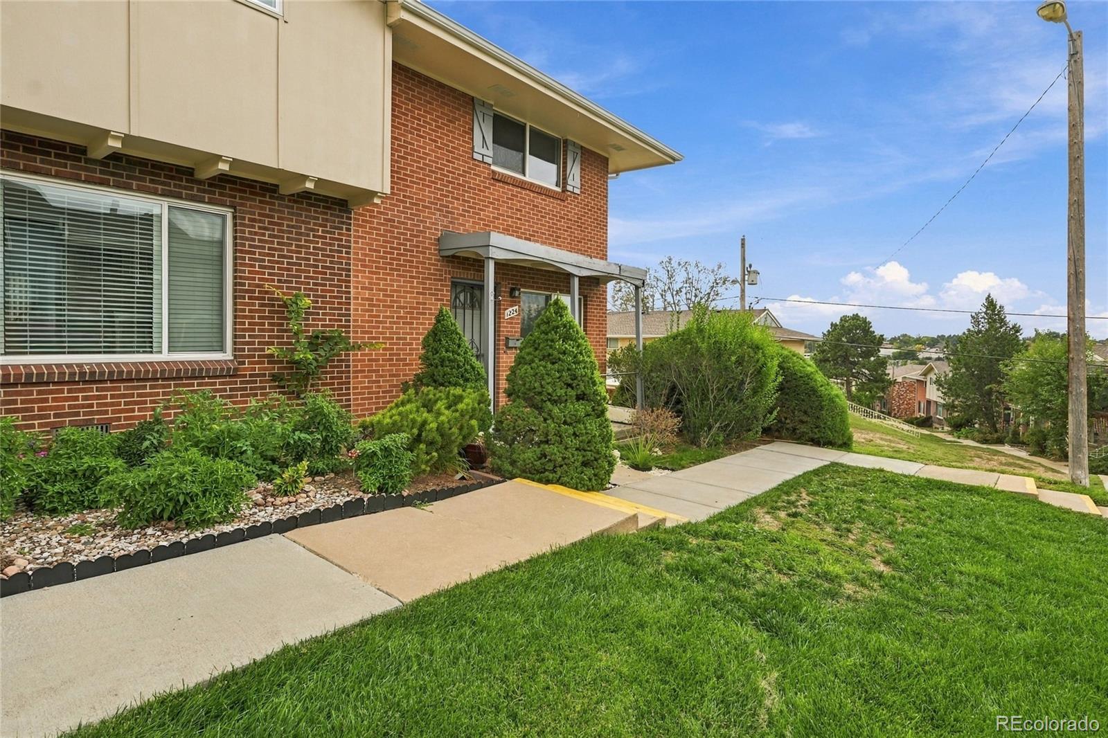 Park North Thornton Condo / Townhome | MLS #: 36017991224 W 88th Avenue , Thornton Beds: 2 Baths: 2 Price: $219,900