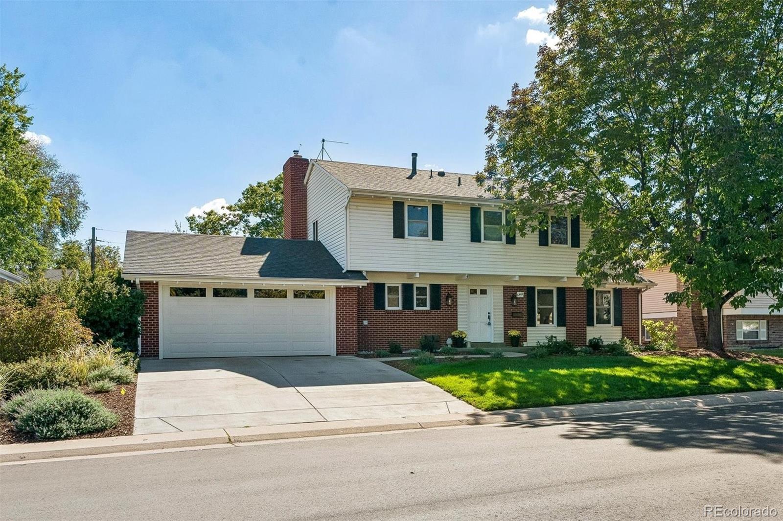  Denver Home | MLS #: 33020866462 E Bethany Place, Denver Beds: 5 Baths: 4 Price: $715,000