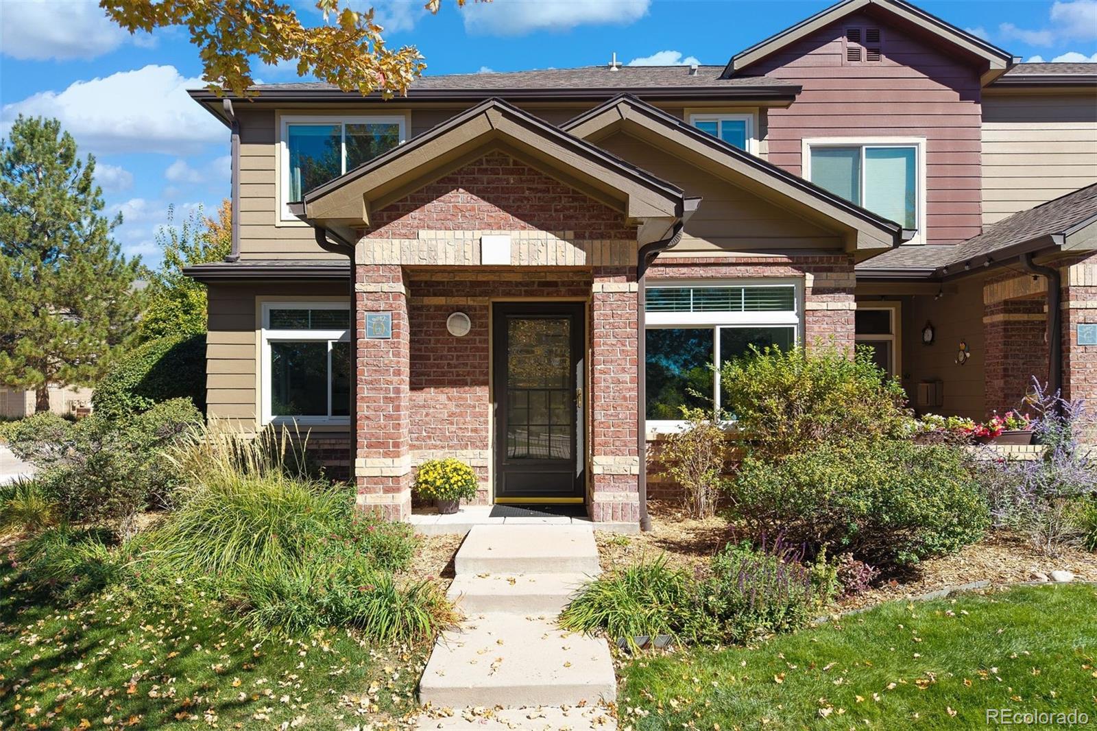 Highlands Ranch Condo / Townhome | MLS #: 30784316442  Silver Mesa Drive D, Highlands Ranch Beds: 3 Baths: 3 Price: $538,500