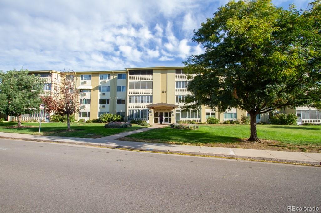  Denver Condo / Townhome | MLS #: 8418961660 S Alton Way 4A, Denver Beds: 2 Baths: 2 Price: $180,000
