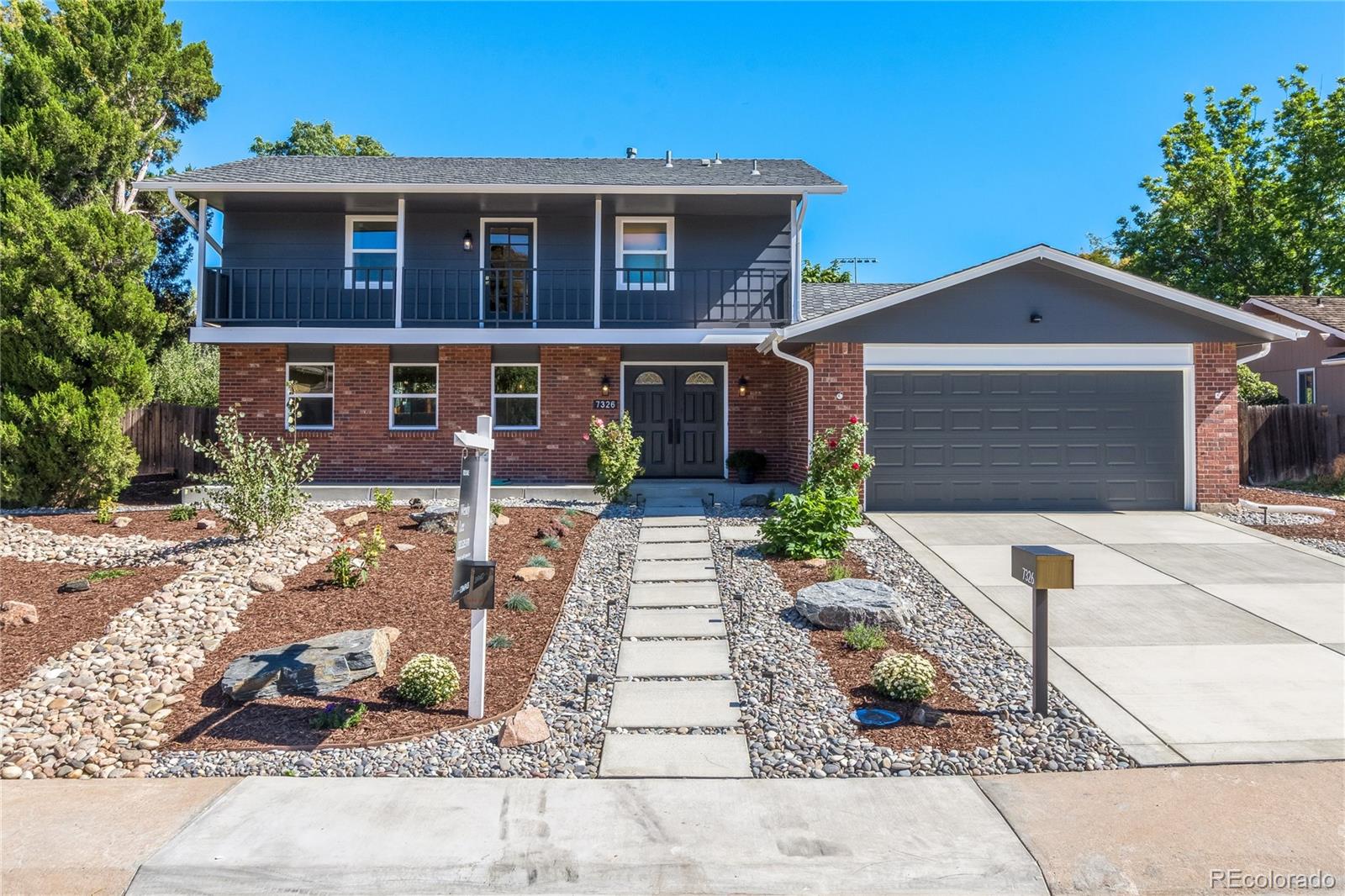  Centennial Home | MLS #: 77591977326 S Lafayette Circle, Centennial Beds: 4 Baths: 3 Price: $795,000