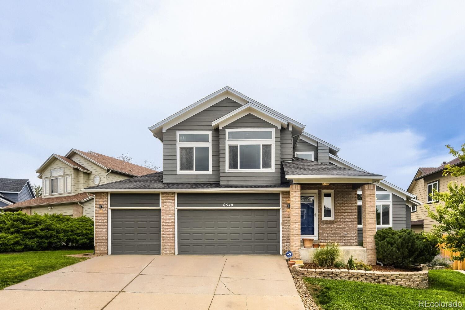  Littleton Home | MLS #: 60657686540 S Simms Way, Littleton Beds: 4 Baths: 4 Price: $685,000
