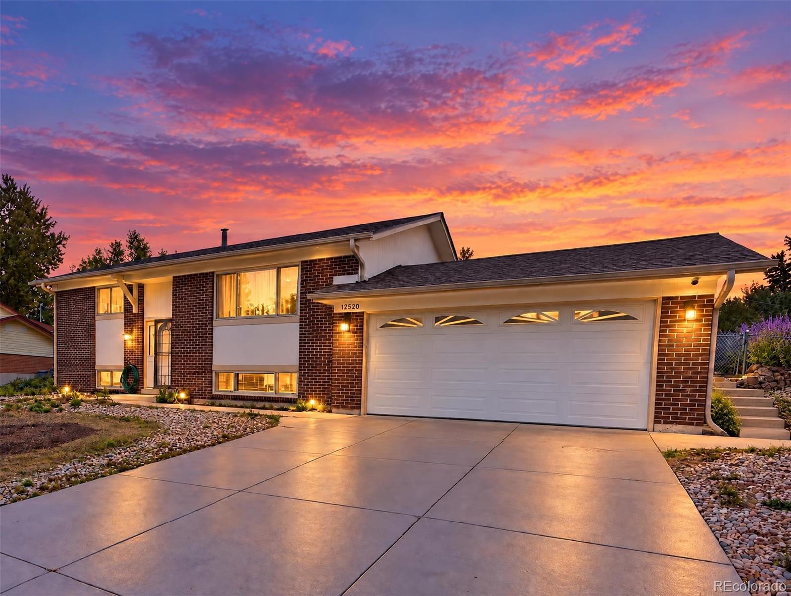 Green Mountain Lakewood Home | MLS #: 321423512320 W Mexico Avenue, Lakewood Beds: 4 Baths: 2 Price: $690,000
