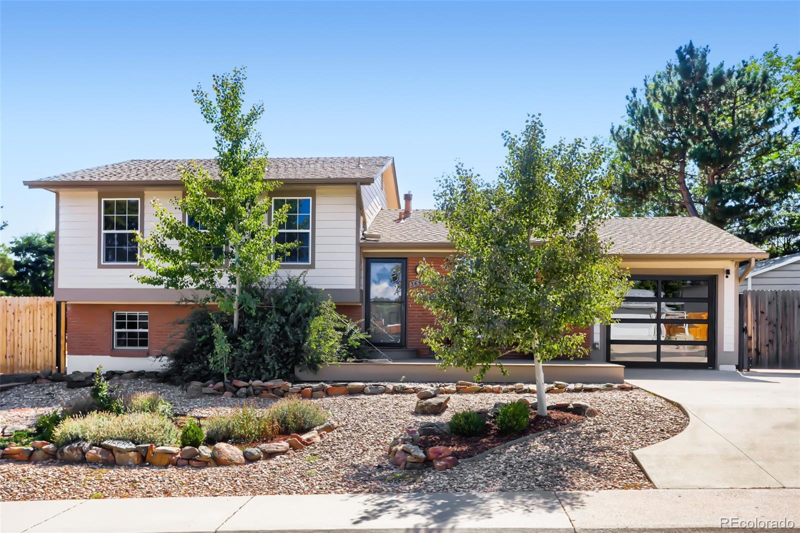  Lakewood Home | MLS #: 40706753643 S Newcombe Way, Lakewood Beds: 3 Baths: 2 Price: $688,500