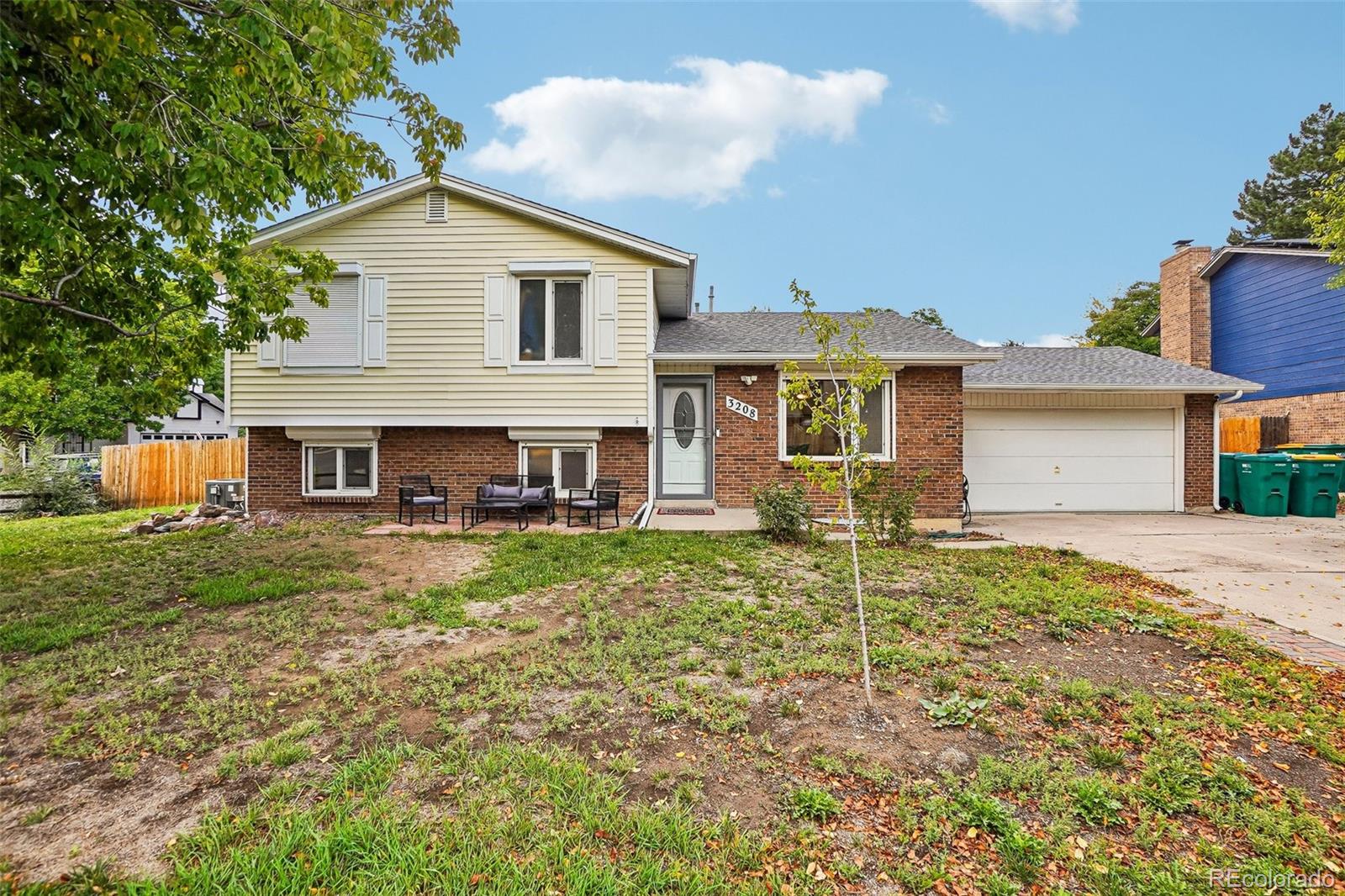  Aurora Home | MLS #: 90332383208 S Ensenada Way, Aurora Beds: 4 Baths: 3 Price: $455,000