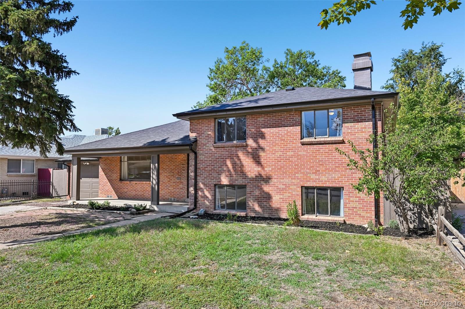  Aurora Home | MLS #: 19137962261  Oakland Street, Aurora Beds: 4 Baths: 2 Price: $450,000