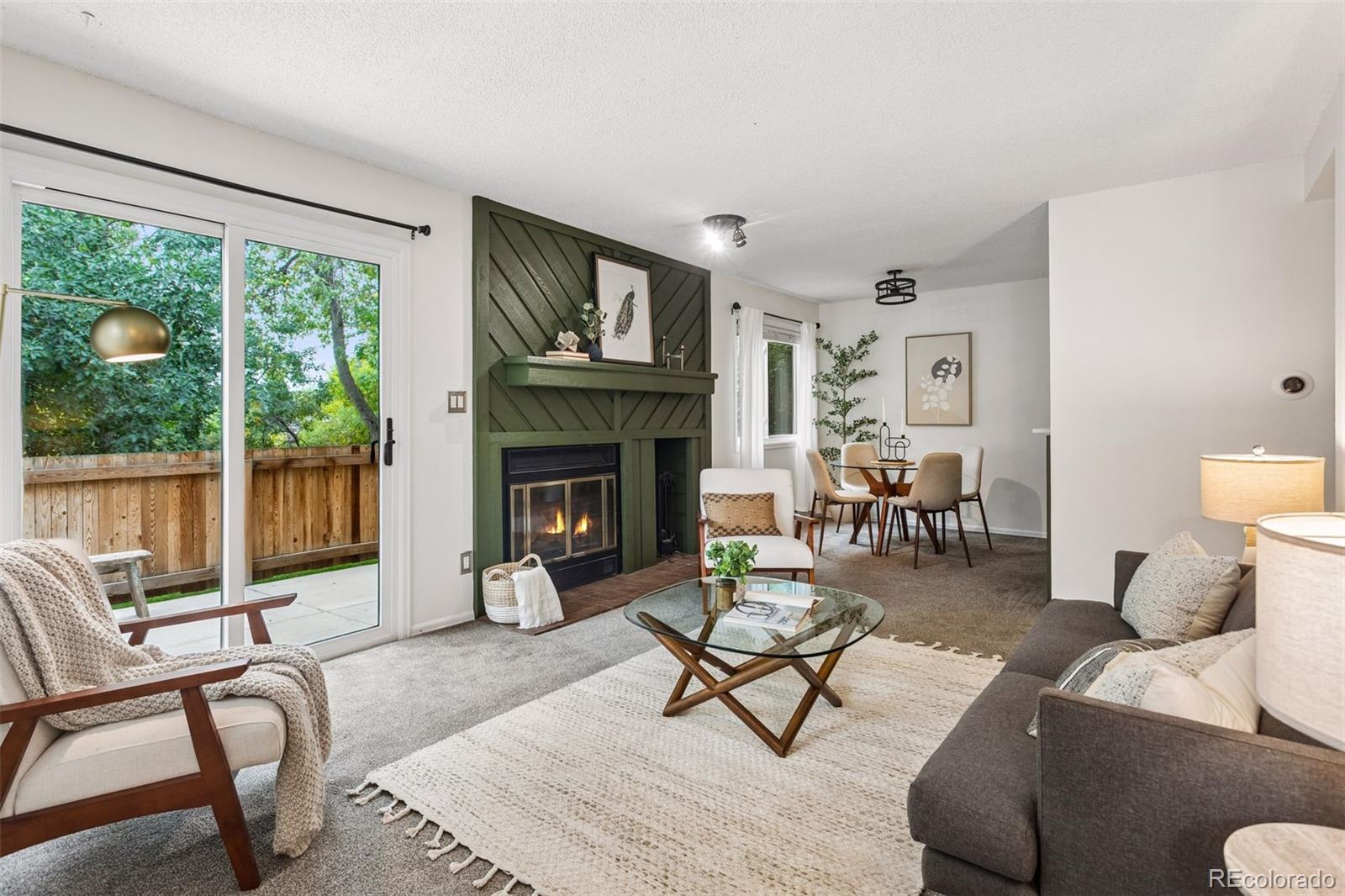 Jewell Lakewood Condo / Townhome | MLS #: 935996110380 W Jewell Avenue C, Lakewood Beds: 2 Baths: 3 Price: $360,000