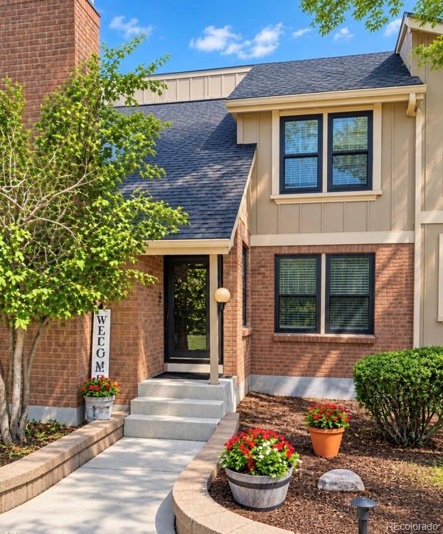 Willow Creek Centennial Condo / Townhome | MLS #: 77083058062 E Phillips Circle , Centennial Beds: 4 Baths: 3 Price: $640,000