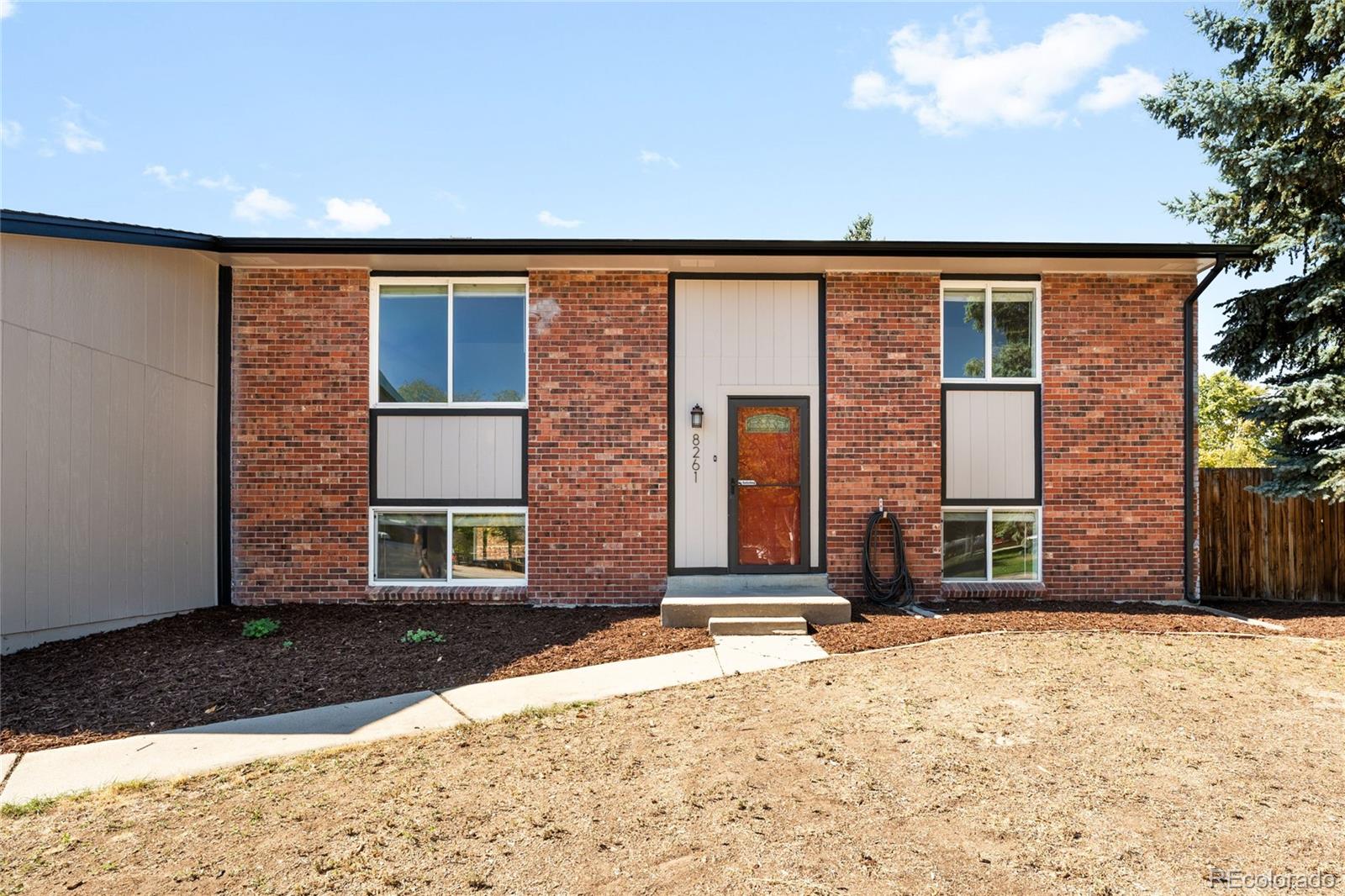 8261 W Pomona Drive, arvada&nbsp; House Search MLS Picture